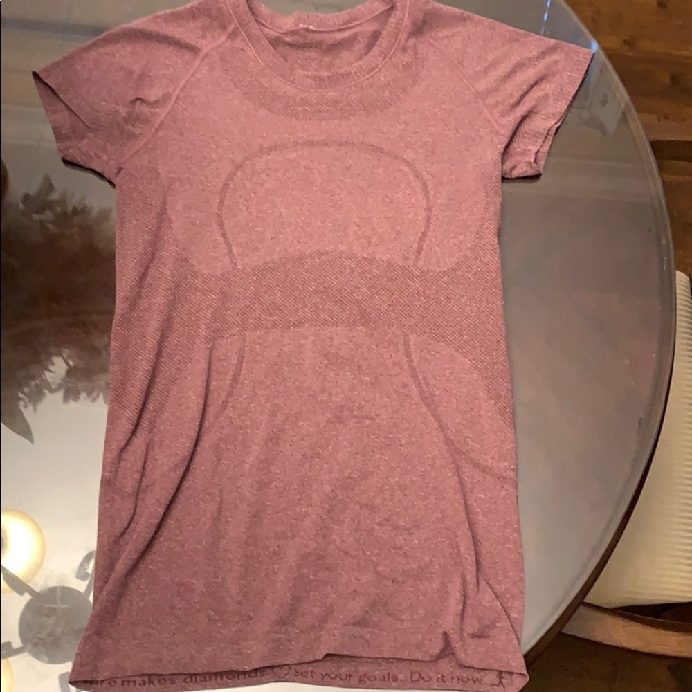 lululemon mauve swiftly top
